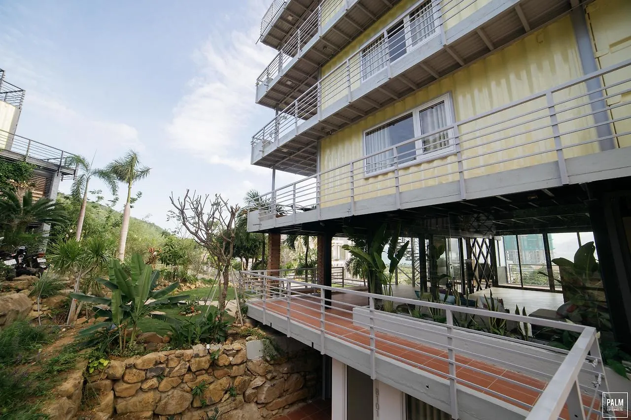 Palm Hostel & Coffee Nha Trang