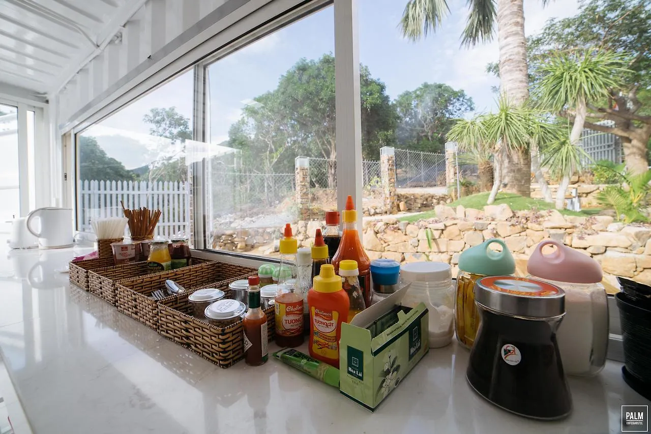 Palm Hostel & Coffee Nha Trang Vietname
