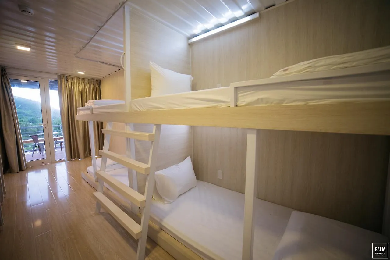 Palm Hostel & Coffee Να Τρανγκ